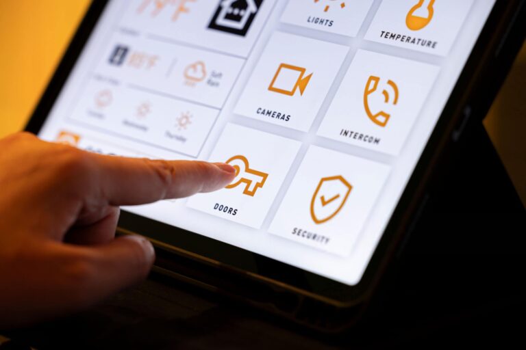 Smart Intercom Systems: Connecting Homes and Businesses